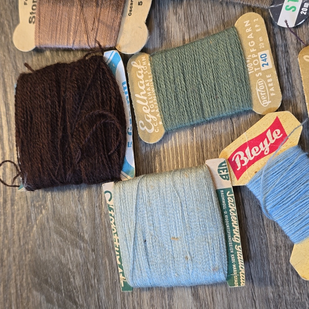 Vintage Darning Thread - Picture 4 of 6